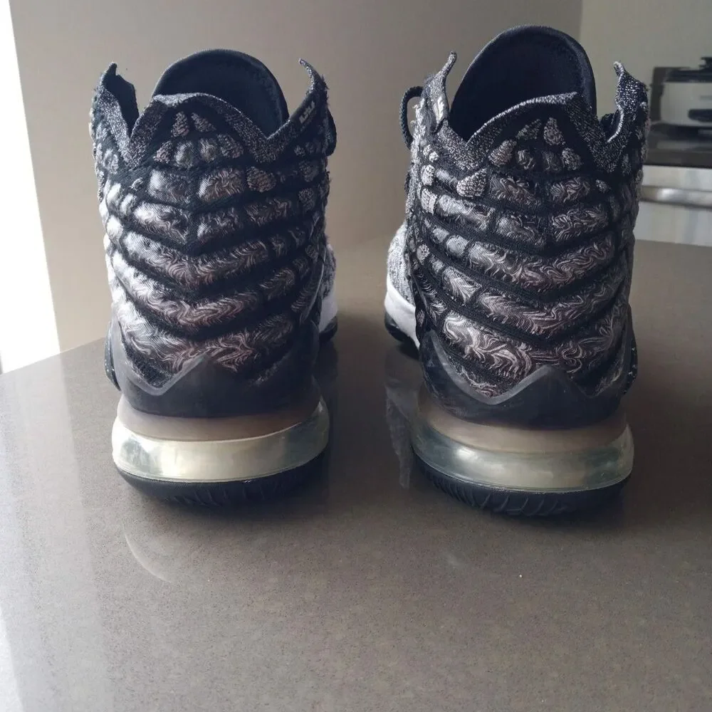 Nike LeBron 17 'In The Arena' Men's Size 10